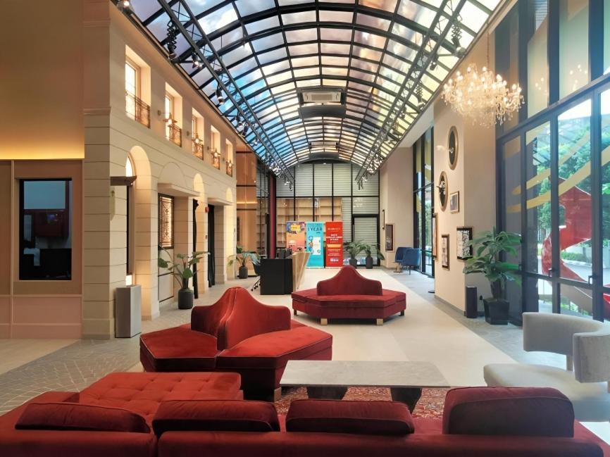 Scarletz Suites Klcc By Deko Kuala Lumpur Exterior photo